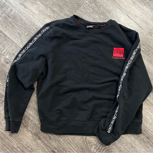 CK Pullover - Picture 1 of 2